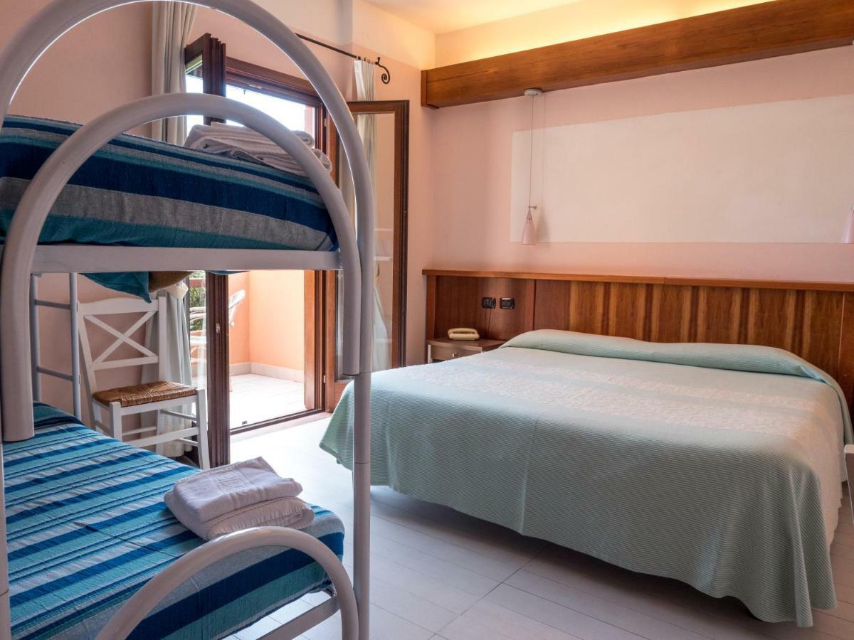 Hotel Cala Reale Stintino Luaran gambar
